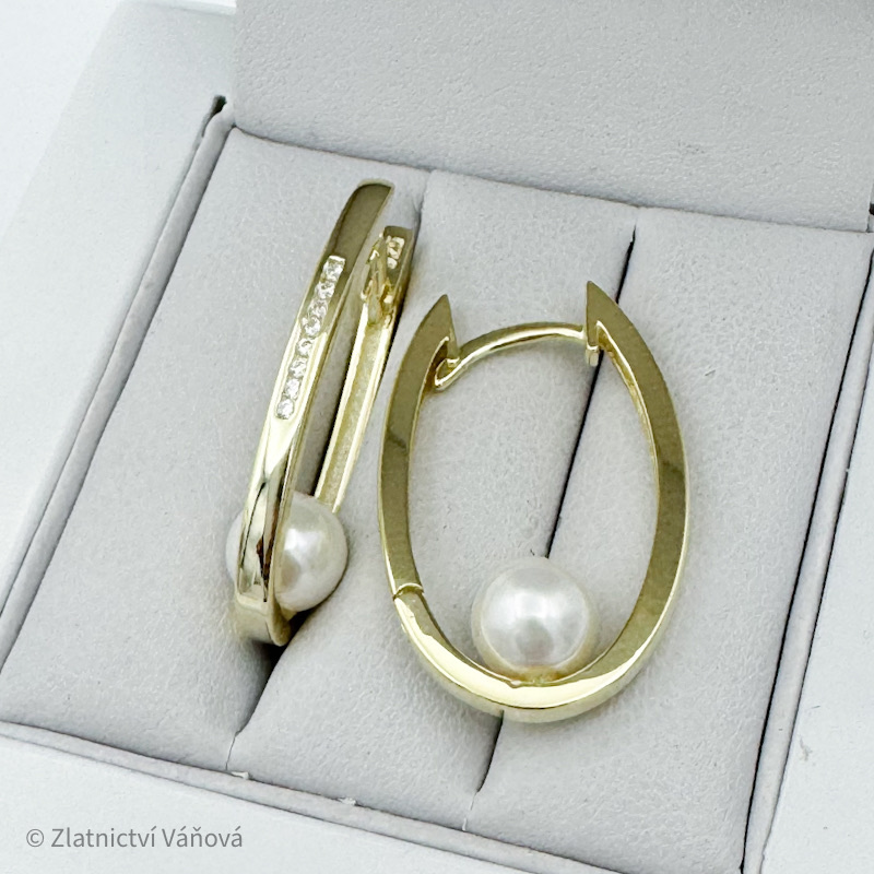 Stříbrné pozlacené náušnice s perlou